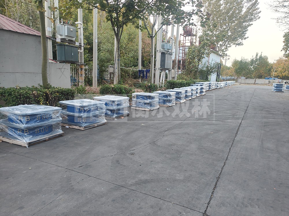 無(wú)鉛芯橡膠隔震支座 LNR800天然橡膠支座 LRB700支座